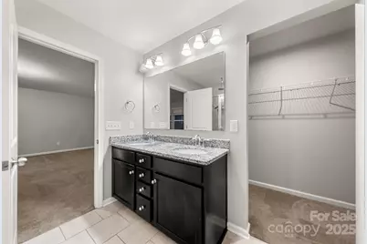 4224 Stockbrook Drive, Charlotte, NC 28215 - Photo 18