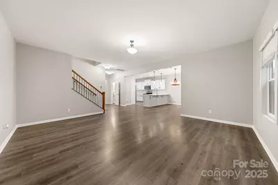 4224 Stockbrook Drive, Charlotte, NC 28215 - Photo 8