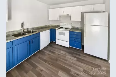 2118 Augusta Street, Charlotte, NC 28216 - Photo 2