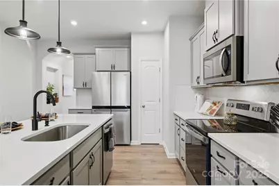 7034 Levelcross Lane, Charlotte, NC 28269 - Photo 14