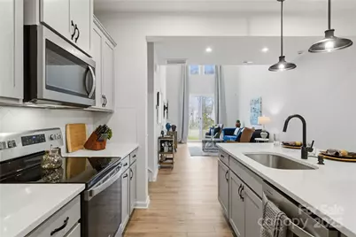 7034 Levelcross Lane, Charlotte, NC 28269 - Photo 16