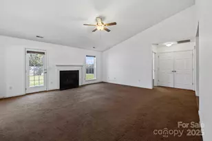 284 Mud Creek Rd, Fletcher, NC 28732 - Photo 8