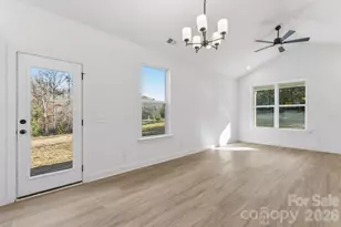 1216 Waterford Dr, Lincolnton, NC 28092 - Photo 8