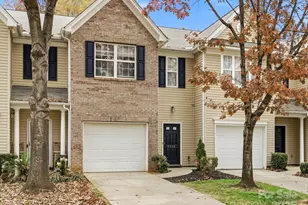 7715 Abigail Glen Dr, Charlotte, NC 28212 - Photo 2