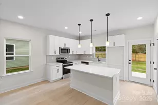 7805 Casa Loma Rd, Charlotte, NC 28269 - Photo 30