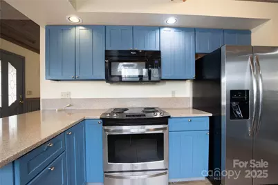 400 Three Dog Mountain Road, Bakersville, NC 28705 - Photo 16