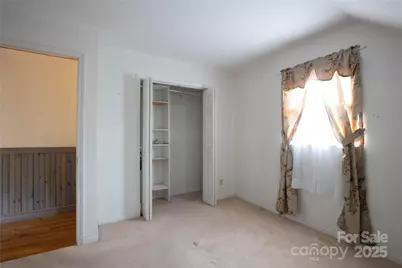 400 Three Dog Mountain Road, Bakersville, NC 28705 - Photo 22