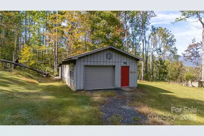 400 Three Dog Mountain Road, Bakersville, NC 28705 - Photo 44