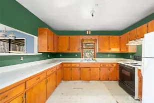 74 George St, Spruce Pine, NC 28777 - Photo 10