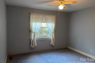 150 Old Georgia Rd, Statesville, NC 28625 - Photo 22