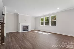 208 E Warfield Dr, Mooresville, NC 28115 - Photo 4