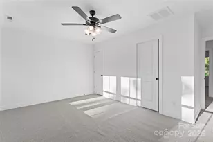 2909 New Pineola Rd, Charlotte, NC 28208 - Photo 18