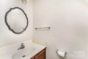 501 Woodington Ln, Charlotte, NC 28214 - Photo 12