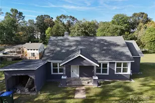 612 Washington Ave NW, Valdese, NC 28690 - Photo 2