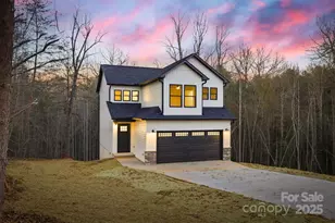 9389 Westridge Dr, Hickory, NC 28601 - Photo 2