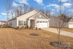 101 S Sina St, Troutman, NC 28166 - Photo 2