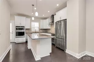 3821 Sky Haven Dr, Charlotte, NC 28209 - Photo 10