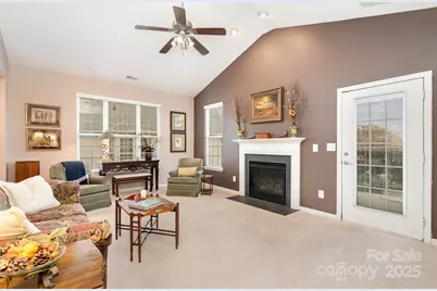 253 Garnet Court, Fort Mill, SC 29708 - Photo 2