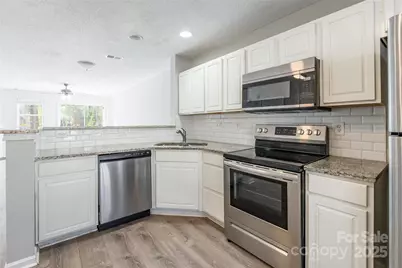 6856 Cypress Tree Lane, Charlotte, NC 28215 - Photo 2