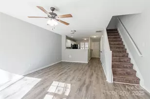 6856 Cypress Tree Ln, Charlotte, NC 28215 - Photo 8