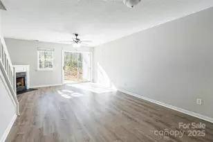 6856 Cypress Tree Ln, Charlotte, NC 28215 - Photo 4