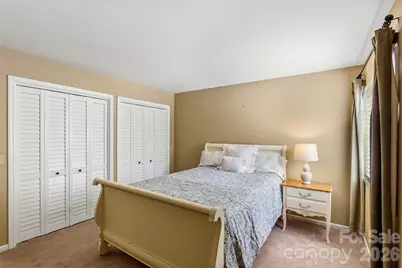 16 Lakemoor Lane, Hendersonville, NC 28739 - Photo 20