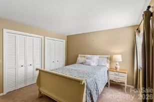 16 Lakemoor Ln, Hendersonville, NC 28739 - Photo 20