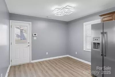 1401 Southwest Boulevard, Newton, NC 28658 - Photo 10