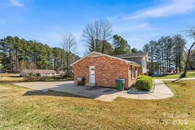 1401 Southwest Boulevard, Newton, NC 28658 - Photo 28