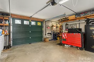 790 Country Club Dr, Canton, NC 28716 - Photo 32