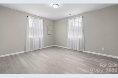 4647 16th Street Drive NE, Hickory, NC 28601 - Photo 12