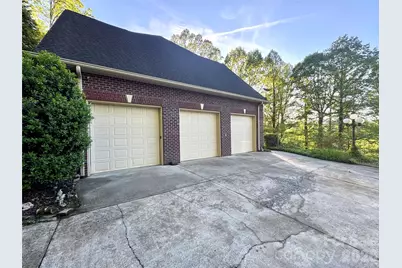 2983 Rockwood Drive, Lenoir, NC 28645 - Photo 38