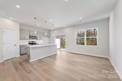 6013 Longar Lane, Charlotte, NC 28269 - Photo 6