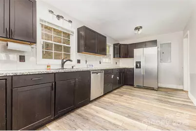 281 Sutton Road S, Fort Mill, SC 29708 - Photo 8