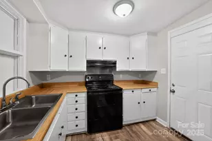 102 Maxine St, Spartanburg, SC 29302 - Photo 22