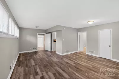 102 Maxine Street, Spartanburg, SC 29302 - Photo 14