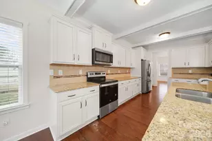 7031 Friar Tuck Ln, Mint Hill, NC 28227 - Photo 6