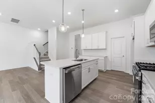 302 Silver Fleet Dr, Indian Trail, NC 28079 - Photo 6