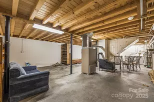 197 Roland Hill Rd, Burnsville, NC 28714 - Photo 12