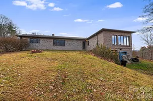 197 199 201 Roland Hill Rd, Burnsville, NC 28714 - Photo 24