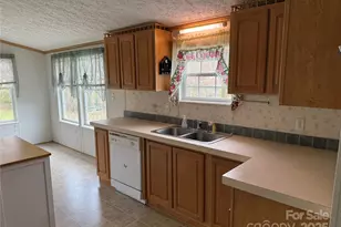 1042 Brookside Camp Rd, Hendersonville, NC 28792 - Photo 14