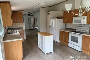 1042 Brookside Camp Rd, Hendersonville, NC 28792 - Photo 18