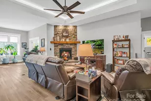 21 Rock Rdg Rd, Mill Spring, NC 28756 - Photo 6