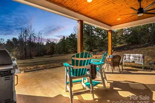 21 Rock Rdg Rd, Mill Spring, NC 28756 - Photo 2