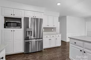 303 Fairforest Dr, Rutherfordton, NC 28139 - Photo 10