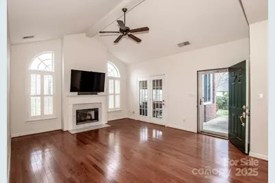 8320 Highland Glen Drive, Charlotte, NC 28269 - Photo 8