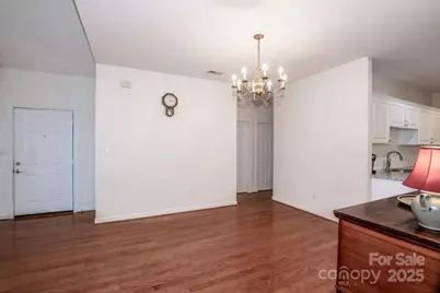 8320 Highland Glen Drive, Charlotte, NC 28269 - Photo 12