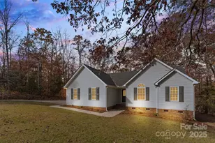 490 Rutledge Dr, Catawba, SC 29704 - Photo 2