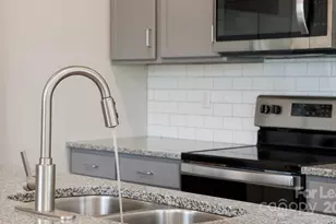 1018 Catalyst Blvd, Charlotte, NC 28262 - Photo 4