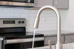 1018 Catalyst Blvd, Charlotte, NC 28262 - Photo 6